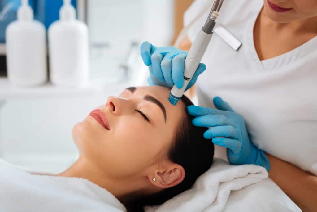 How Does HydraFacial Benefit Your Skin?